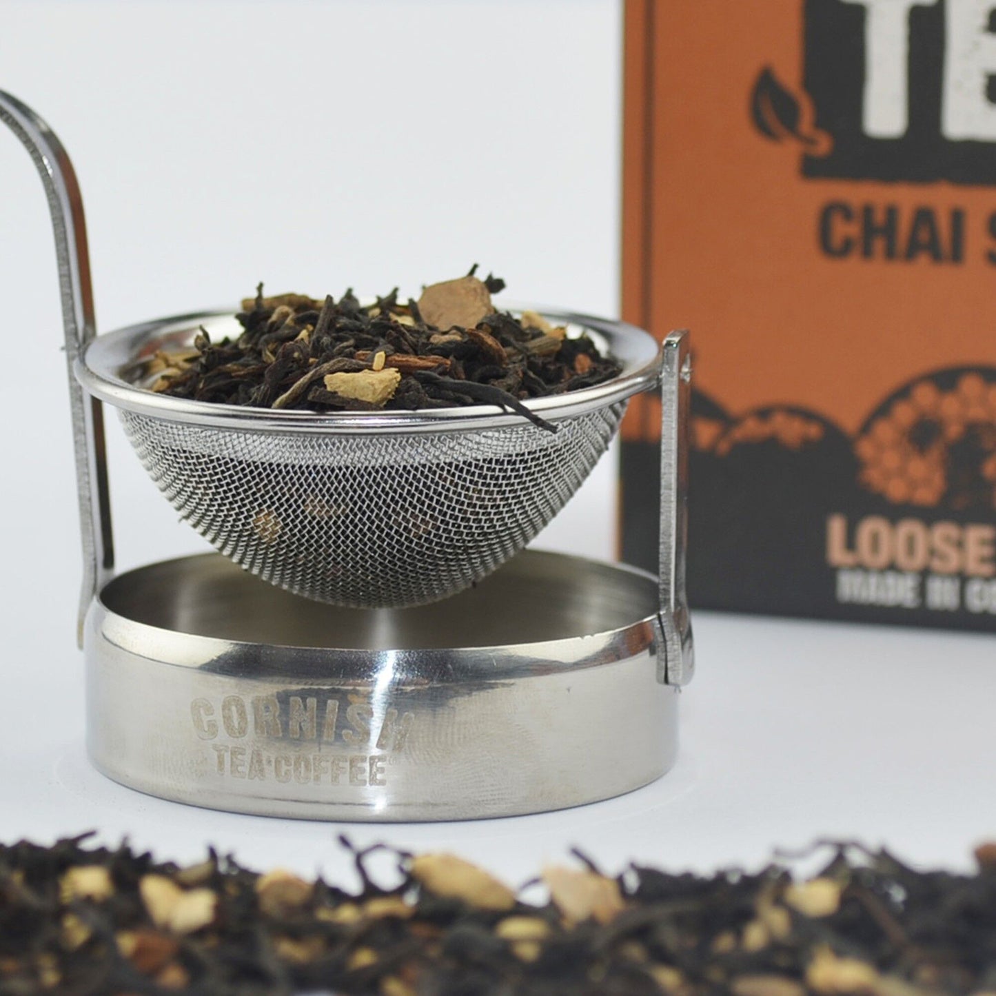 Boîte de thé Chai Épicé en feuilles – 690g (6x115g) – Cornish Tea & Coffee - détail du produit