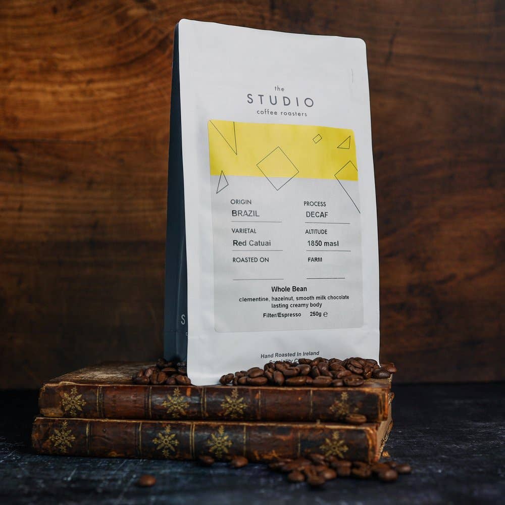 Paquet de café en grain Miwu Ouganda 250g par The Studio Coffee